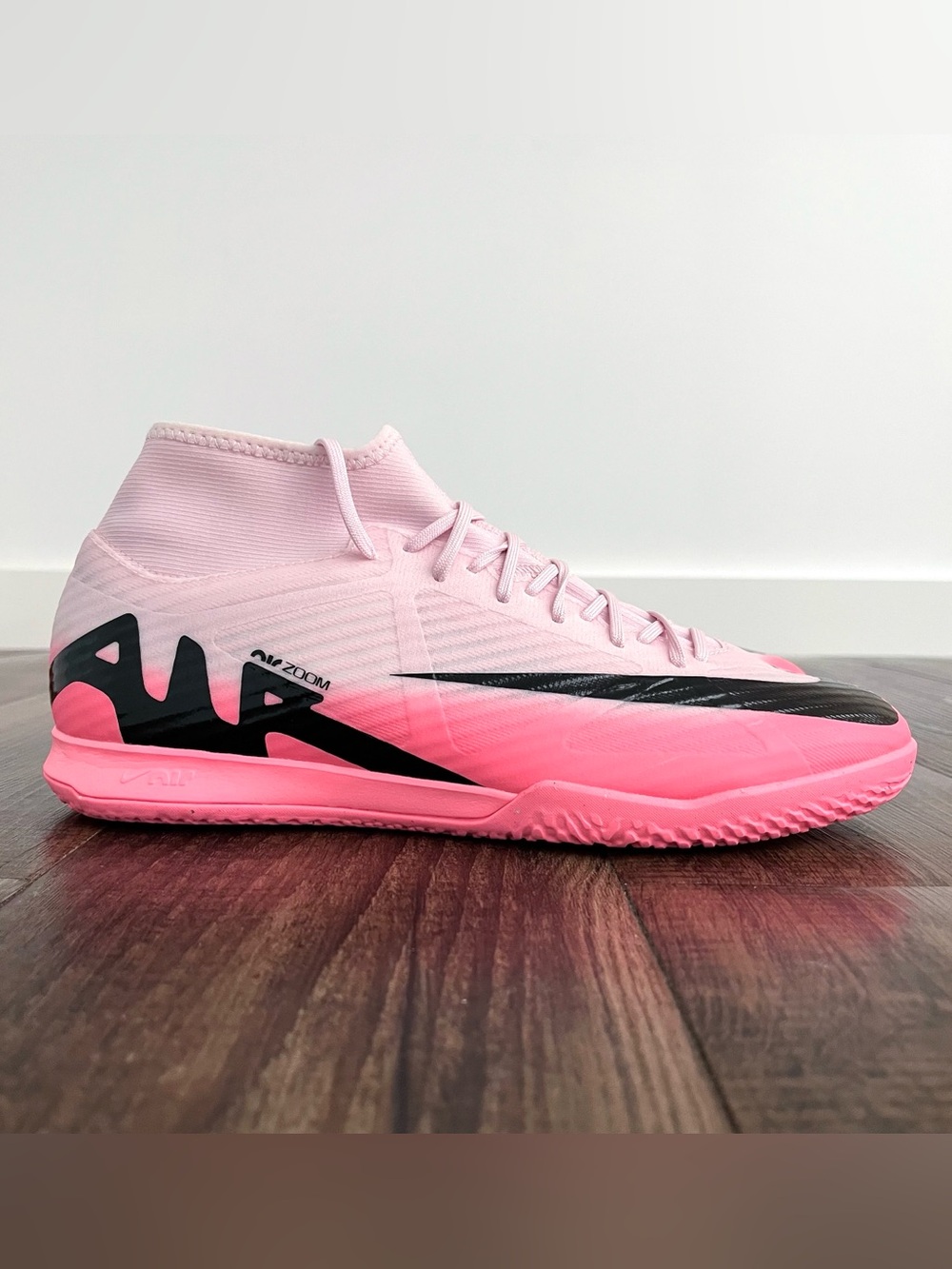 Nike Zoom Superfly 9 Academy IC Indoor Soccer Shoes DJ5627-601 Men Size 9.5 Pink